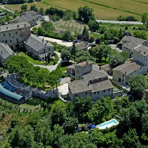  Vakantieboerderij Castello Monticelli